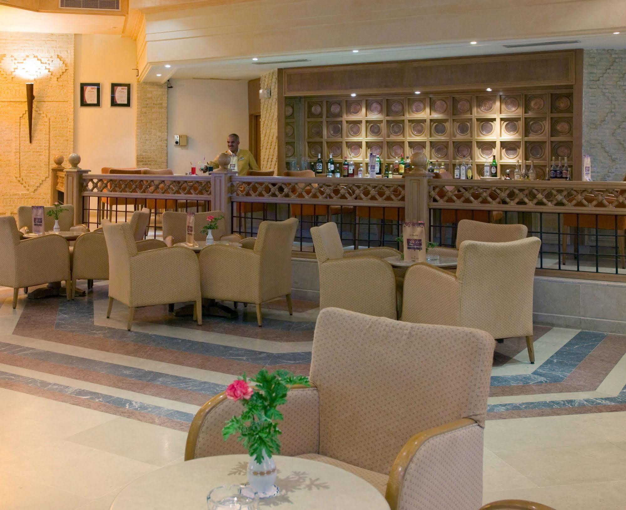 Отель Ras El Ain Таузар Ресторан фото